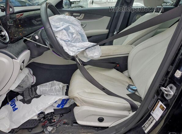 W1KZF8DB5NB056646 2022 MERCEDES-BENZ E Black Vista interior delantera