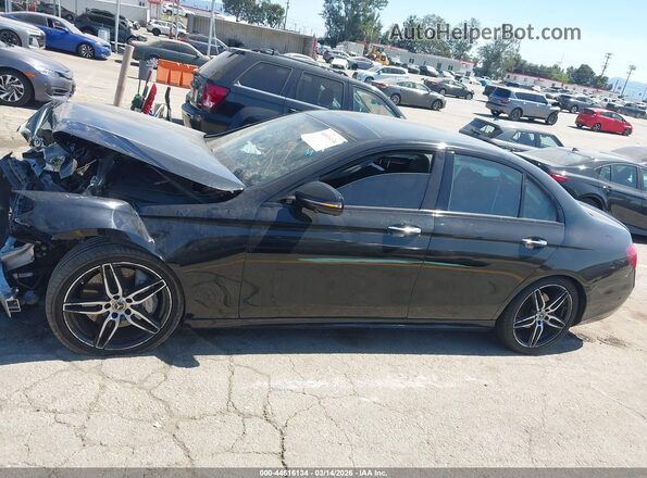 W1KZF8DB6LA821091 2020 MERCEDES-BENZ E-CLASS Black Widok wnętrza z tyłu