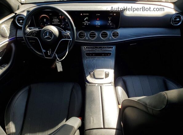 W1KZF8DBXMA999331 2021 MERCEDES-BENZ E Black Vista del salpicadero