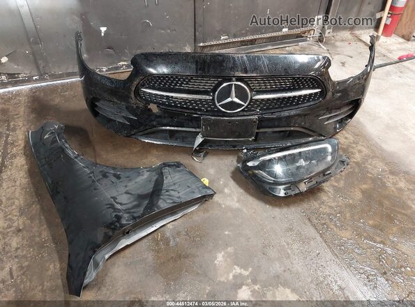 W1KZF8EB8PB174482 2023 MERCEDES-BENZ E-CLASS Black Սարքավորումների վահանակի տեսք