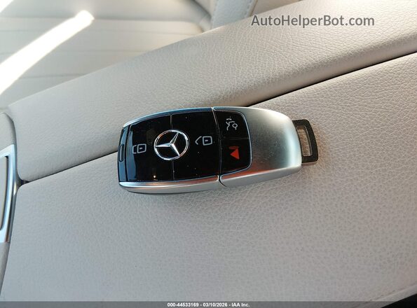 W1KZF8EB8PB176409 2023 MERCEDES-BENZ E-CLASS White Vista del salpicadero