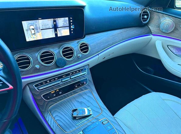 W1KZF8EBXNB026153 2022 MERCEDES-BENZ E Blue Rear interior view
