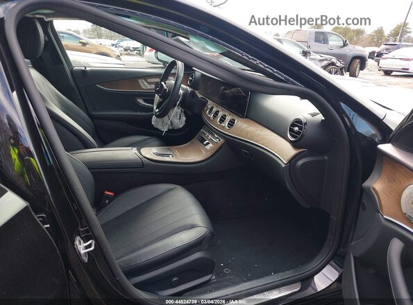 W1KZF8EBXPB169512 2023 MERCEDES-BENZ E-CLASS Черный Вид салона спереди