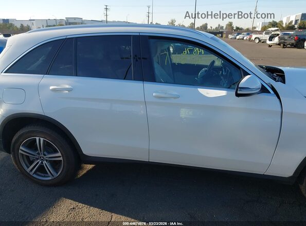 W1N0G8DB1LF846119 2020 MERCEDES-BENZ GLC 300 White 360 interior view