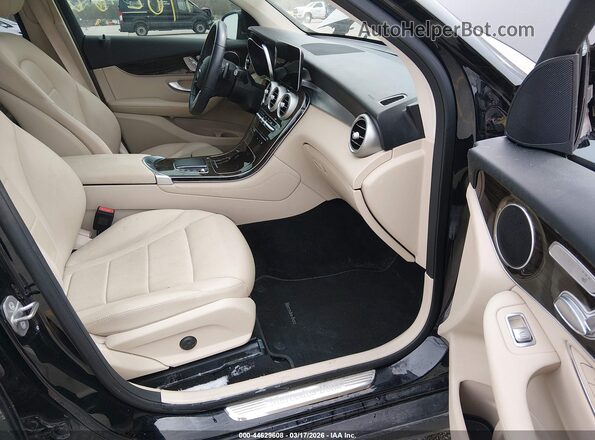 W1N0G8DB1MV267977 2021 MERCEDES-BENZ GLC 300 Black Вид салону спереду