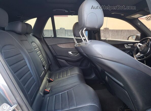 W1N0G8DBXMV284020 2021 MERCEDES-BENZ GLC-CLASS Gray Widok wnętrza z tyłu