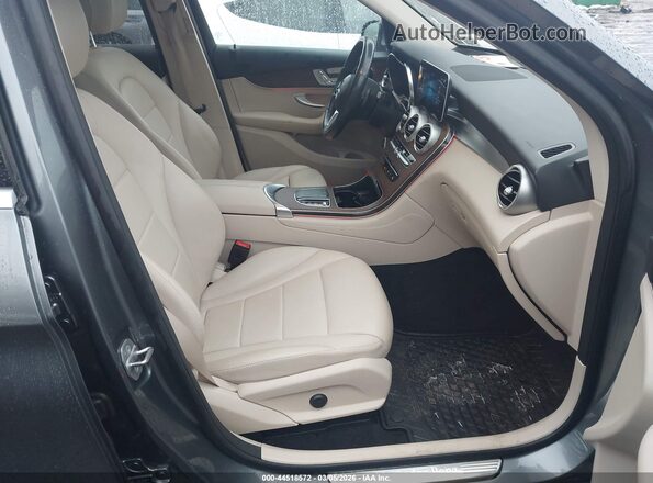 W1N0G8EB0MF880097 2021 MERCEDES-BENZ GLC 300 Gray Front interior view