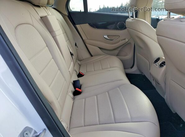 W1N0G8EB0MF881475 2021 MERCEDES-BENZ GLC-CLASS White Սալոնի հետևի տեսք