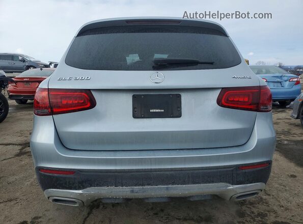 W1N0G8EB5MF927513 2021 MERCEDES-BENZ GLC-CLASS Silver Widok z tyłu