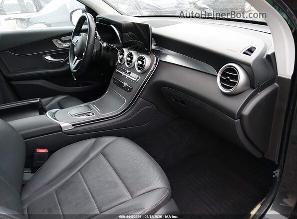 W1N0G8EB7MV273510 2021 MERCEDES-BENZ GLC 300 Black Front interior view