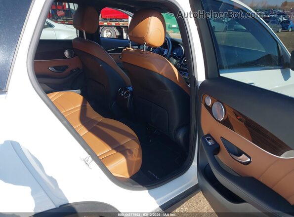 W1N0G8EB8LF864809 2020 MERCEDES-BENZ GLC 300 White VIN sticker view