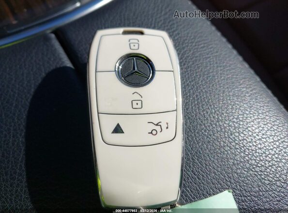 W1N0G8EB8LF864809 2020 MERCEDES-BENZ GLC 300 White Dashboard view