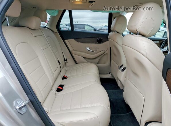 W1N0G8EB8MF882020 2021 MERCEDES-BENZ GLC-CLASS Tan უკანა სალონის ხედი