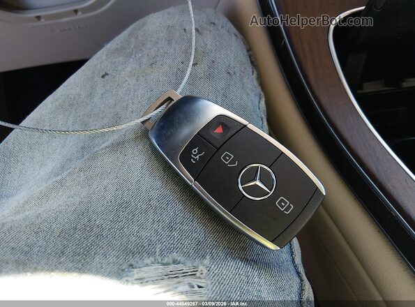 W1N0G8EBXNV364076 2022 MERCEDES-BENZ GLC 300 Белый Вид панели приборов