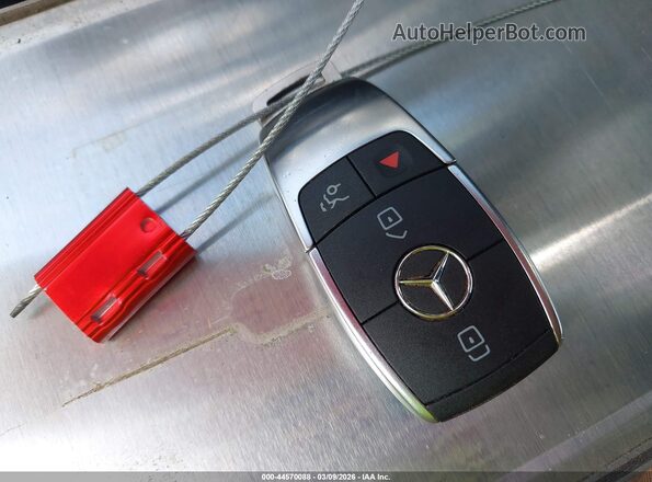 W1N0J8EB3NG014892 2022 MERCEDES-BENZ GLC 300 Black Widok deski rozdzielczej