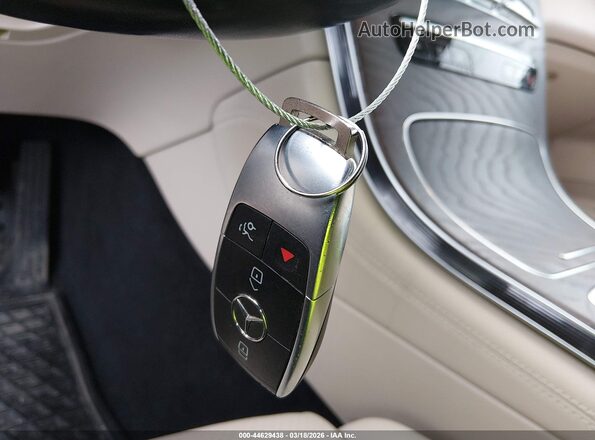 W1N0J8EB7LF863247 2020 MERCEDES-BENZ GLC 300 COUPE Blue Առջևի վահանակի տեսք