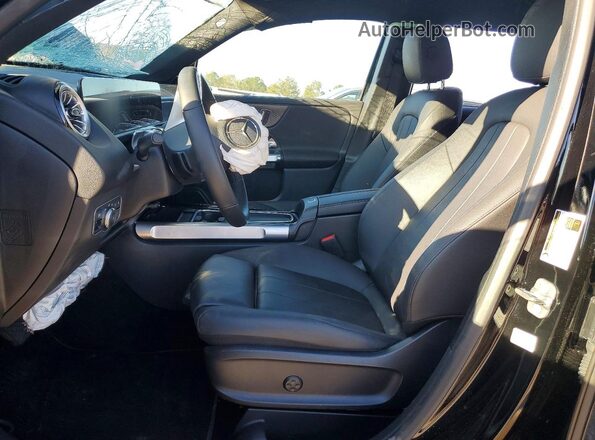 W1N4M4GB5SW386945 2025 MERCEDES-BENZ GLB-CLASS Black Front interior view
