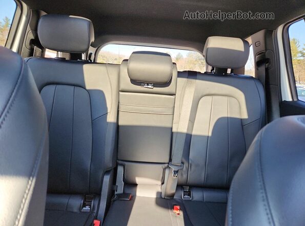 W1N4M4HB0PW269151 2023 MERCEDES-BENZ GLB-CLASS White Vista de los asientos traseros