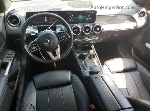 W1N4M4HB3MW104318 2021 MERCEDES-BENZ GLB-CLASS Gray Առջևի վահանակի տեսք