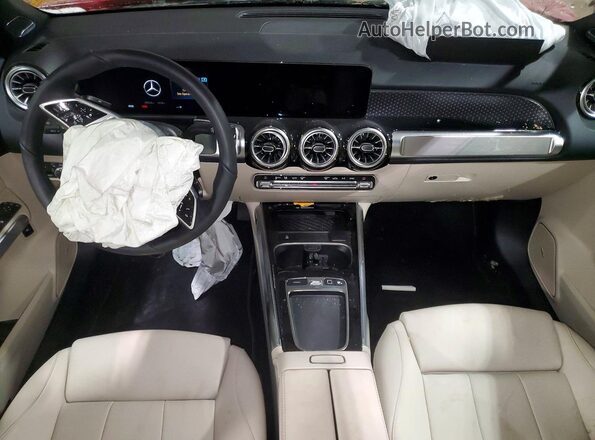W1N4M4HB8SW435697 2025 MERCEDES-BENZ GLB-CLASS Red Dashboard view
