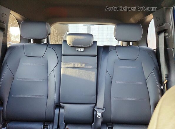 W1N4M5BB8RW346981 2024 MERCEDES-BENZ GLB-CLASS Blue Rear seats view