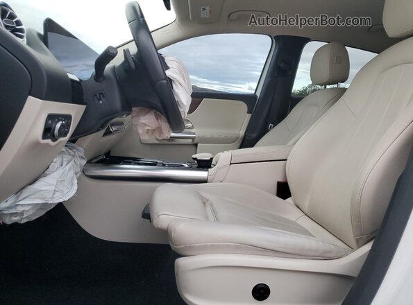 W1N4N4HB9PJ521702 2023 MERCEDES-BENZ GLA White Սալոնի դիմացի տեսք