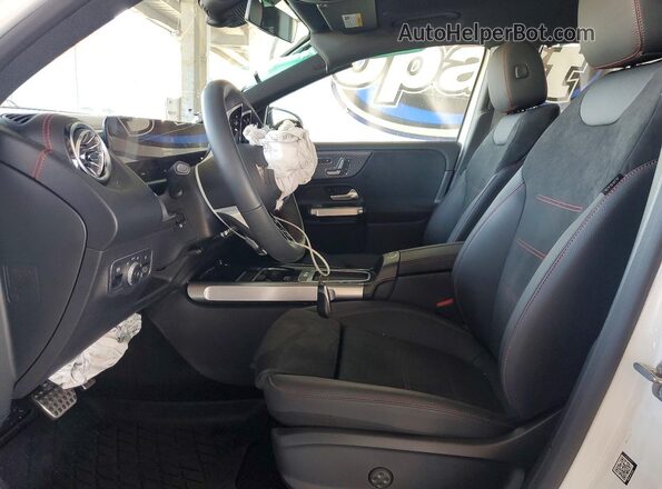 W1N9M0CBXRN089769 2024 MERCEDES-BENZ EQB White Vista interior delantera