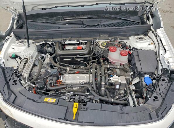 W1N9M0CBXSN139320 2025 MERCEDES-BENZ EQB White Widok komory silnika
