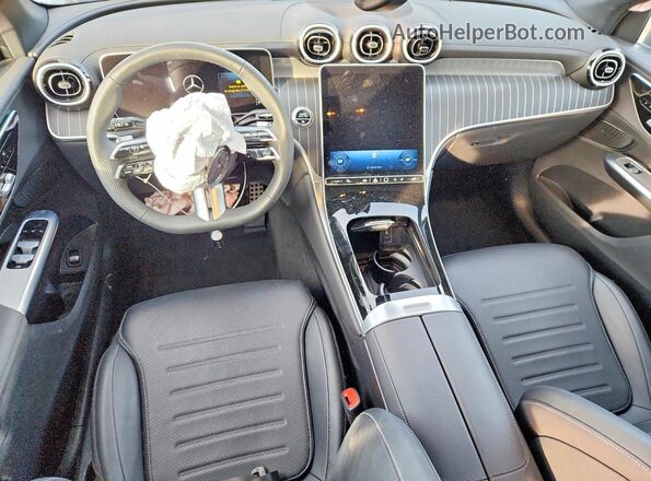 W1NKM4HB4RF143479 2024 MERCEDES-BENZ GLC-CLASS Silver Առջևի վահանակի տեսք