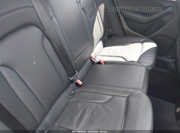 W1NTG4EB6LU030863 2020 MERCEDES-BENZ GLA 250 White Widok naklejki z numerem VIN