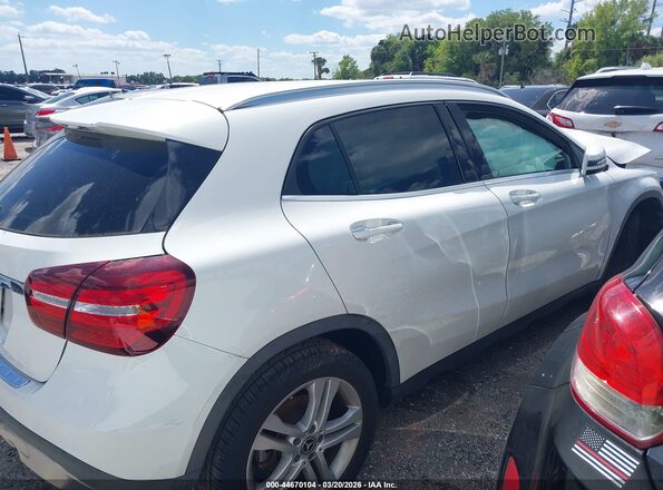 W1NTG4EB6LU030863 2020 MERCEDES-BENZ GLA 250 White Widok wnętrza z tyłu