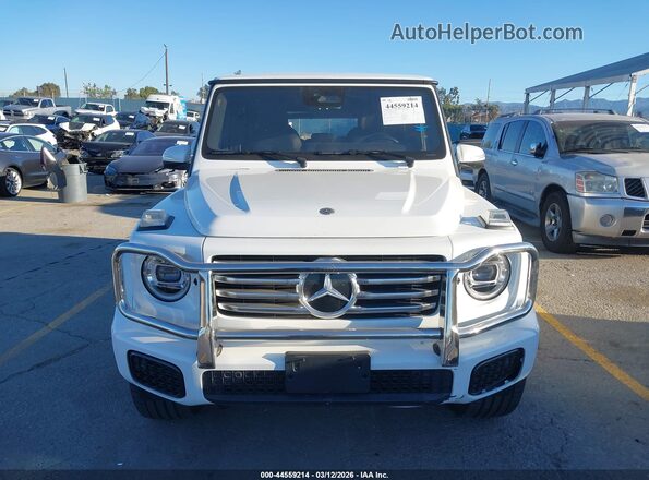 W1NWH1AB0SX001077 2025 MERCEDES-BENZ G 550 White Vista interior trasera