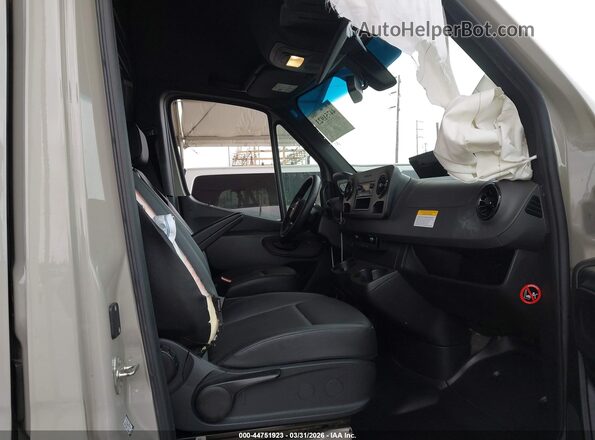 W1Y4NCHY4ST200469 2025 MERCEDES-BENZ SPRINTER Beige Vista interior delantera