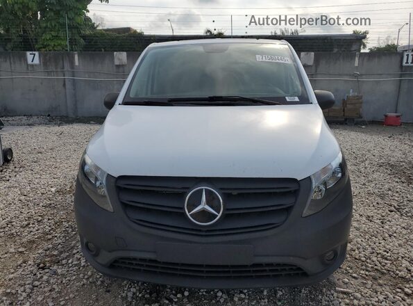 W1YV0BEY5P4297538 2023 MERCEDES-BENZ METRIS White Widok z przodu