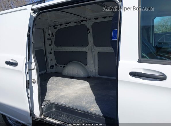 W1YV0BEY9P4289474 2023 MERCEDES-BENZ METRIS Белый Вид наклейки с VIN-кодом