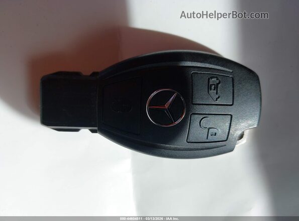 W1YV0BEY9P4289474 2023 MERCEDES-BENZ METRIS Белый Вид панели приборов