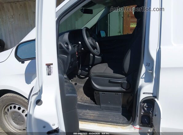 W1YV0CEYXL3685760 2020 MERCEDES-BENZ METRIS White Widok z przodu