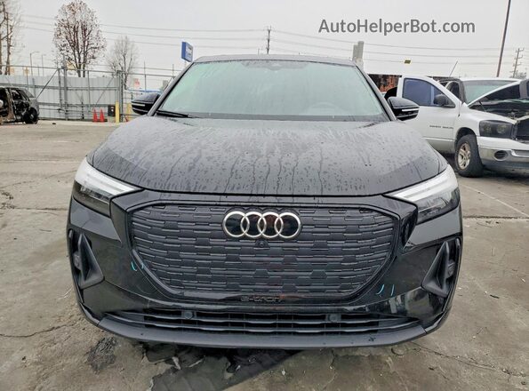WA122BFZXRP023305 2024 AUDI Q4 Black 