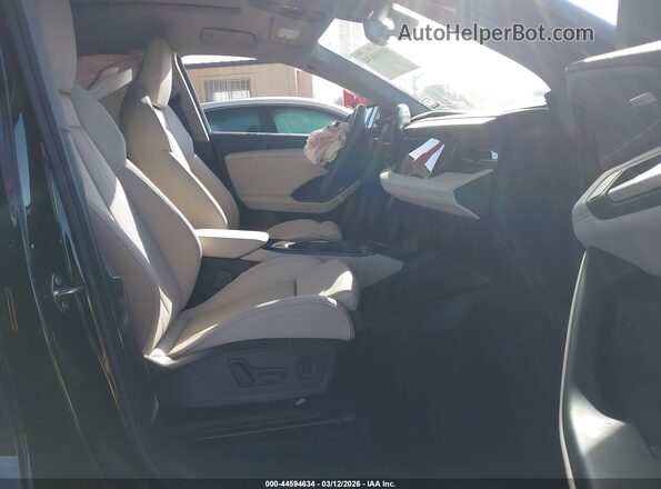 WA124BGF2SA035875 2025 AUDI Q6 E-TRON Black Սալոնի դիմացի տեսք