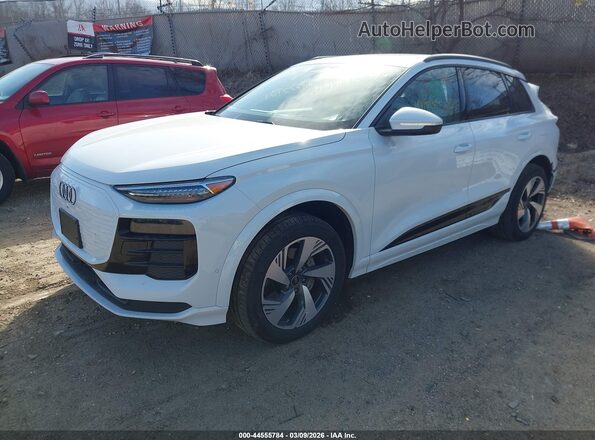 WA124BGF5SA009111 2025 AUDI Q6 E-TRON White წინა მარცხენა ხედი სამი მეოთხედიდან