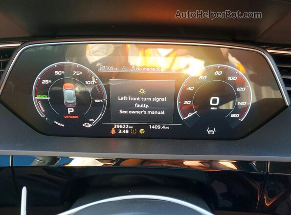 WA12AAGE6MB006967 2021 AUDI E-TRON White ხელსაწყოთა პანელის ხედი