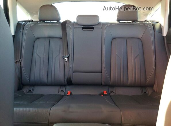 WA12AAGE7MB003267 2021 AUDI E-TRON Серый Вид задних сидений
