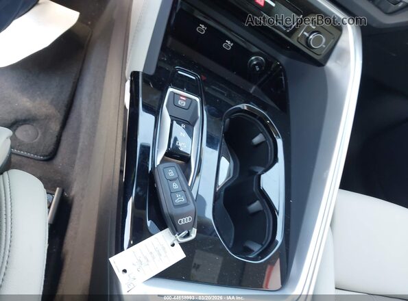 WA12AAGU5S2093930 2025 AUDI ALL Silver Dashboard view