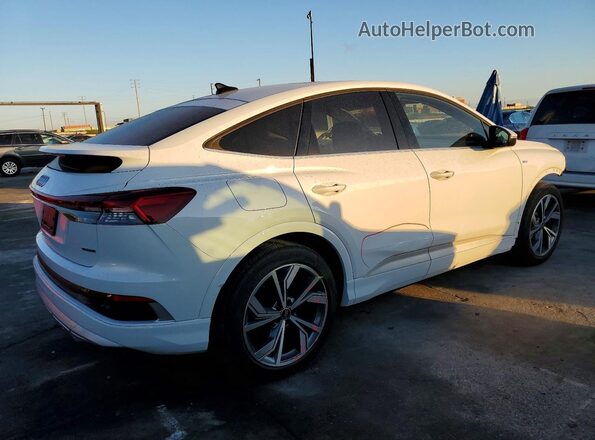 WA12UBFZ7RP051623 2024 AUDI Q4 White 