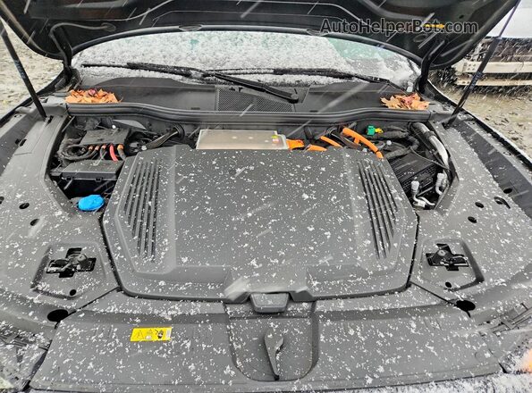 WA13ABGE9PB024202 2023 AUDI E-TRON Black ძრავის განყოფილების ხედი