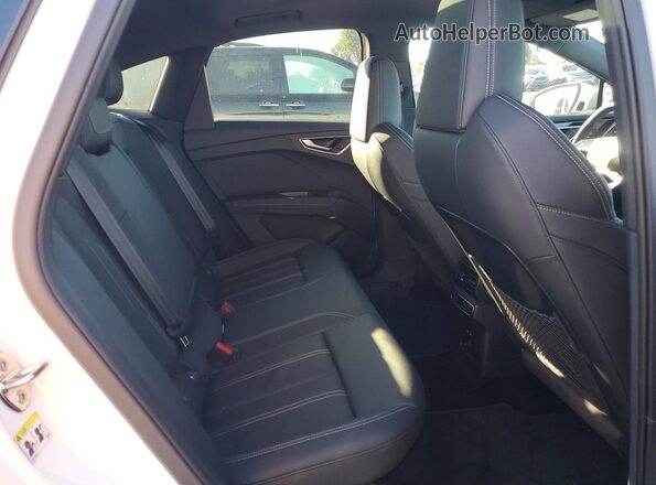 WA13UBFZ3SP043495 2025 AUDI Q4 White 