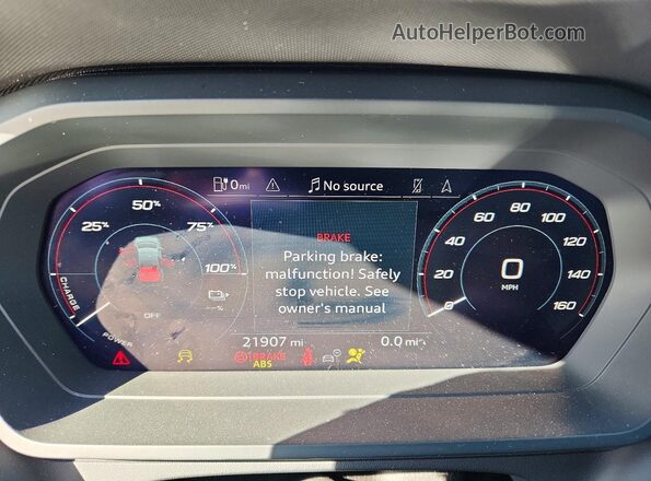 WA13UBFZ8RP060030 2024 AUDI Q4 Серый Вид щитка приборов