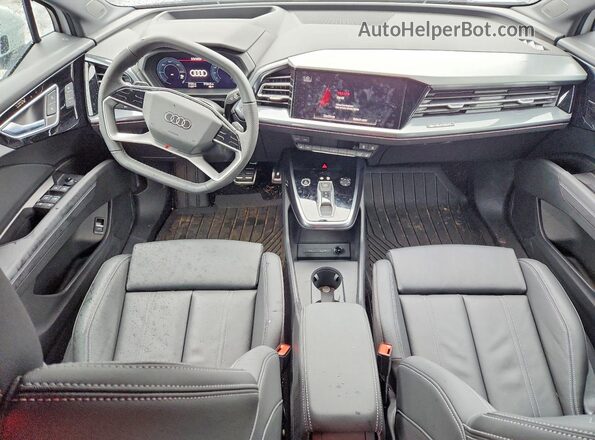 WA14UBFZ1SP054032 2025 AUDI Q4 Белый 