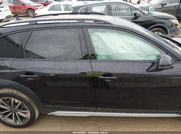 WA18AAF4XPA067199 2023 AUDI OTHER Black უკანა სალონის ხედი