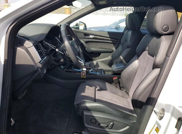 WA1A4AFY3N2037173 2022 AUDI SQ5 White Widok wnętrza z przodu
